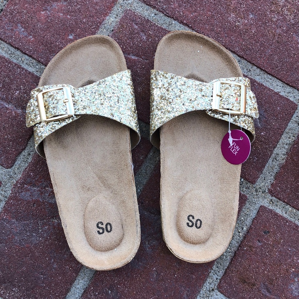 Girls BNWT slip on sandals